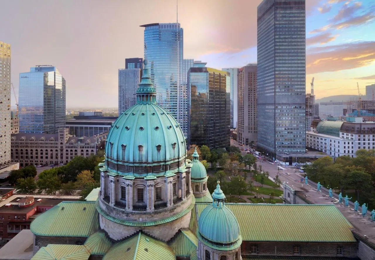 Fairmont The Queen Elizabeth Montreal Hotel