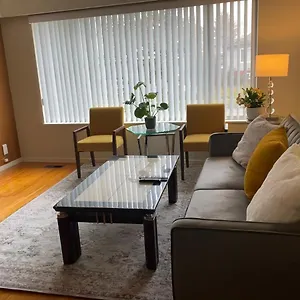 Apartment 舒服民宿 Vancouver