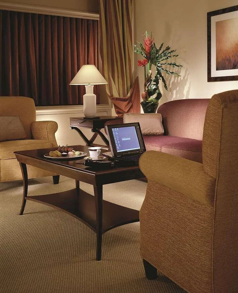 Fairmont The Queen Elizabeth Montréal Hotel
